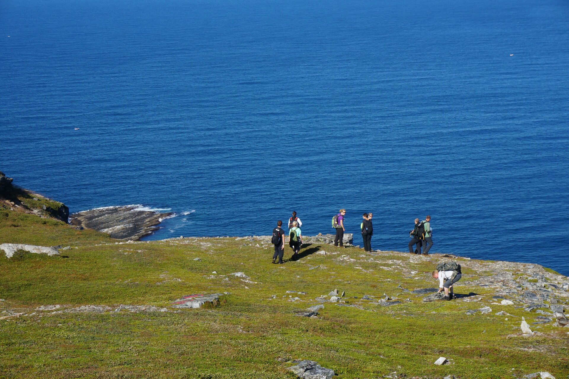 Trail toward Finnkirka